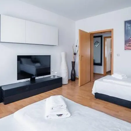 City Park Apartments - #1-8 - Stilvolle Apartments Zentrumsnah Leipzig Room photo